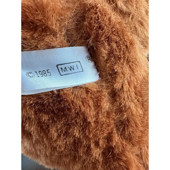 VINTAGE 1985 LTD CHRISTMAS TEDDY BEAR STUFFED ANIMAL PLUSH. - Picture 4 of 5